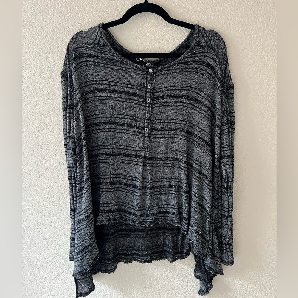 We the free relaxed oversized fit long sleeve sz medium
